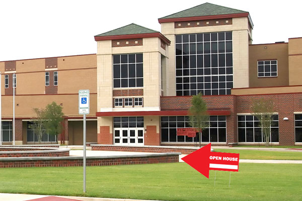 Legacy High School will host an Open House for students and their guardians. (Photo via Wikipedia CC)