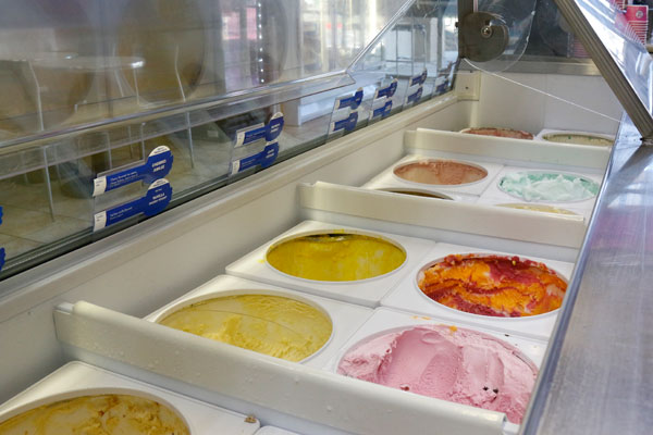 Baskin Robbins offers a multitude of flavors, ranging from Vanilla and Chocolate to Jamoca Almond Fudge.
