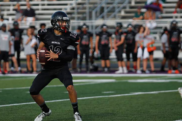 Sophomore David Hannaman prepares to throw the ball during the Sophomore Crowley game.