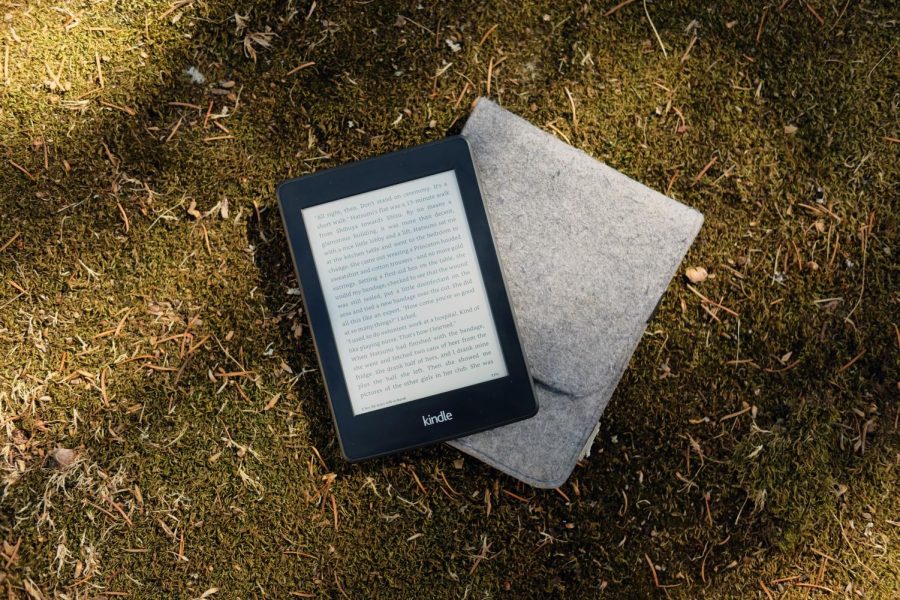 eReaders, like the Amazon Kindle and Barnes and Noble Nook, are affordable options for reading digitially. Photo by href=https://unsplash.com/@jingdachen?utm_source=unsplash&utm_medium=referral&utm_content=creditCopyText>Jingda Chen on Unsplash
  